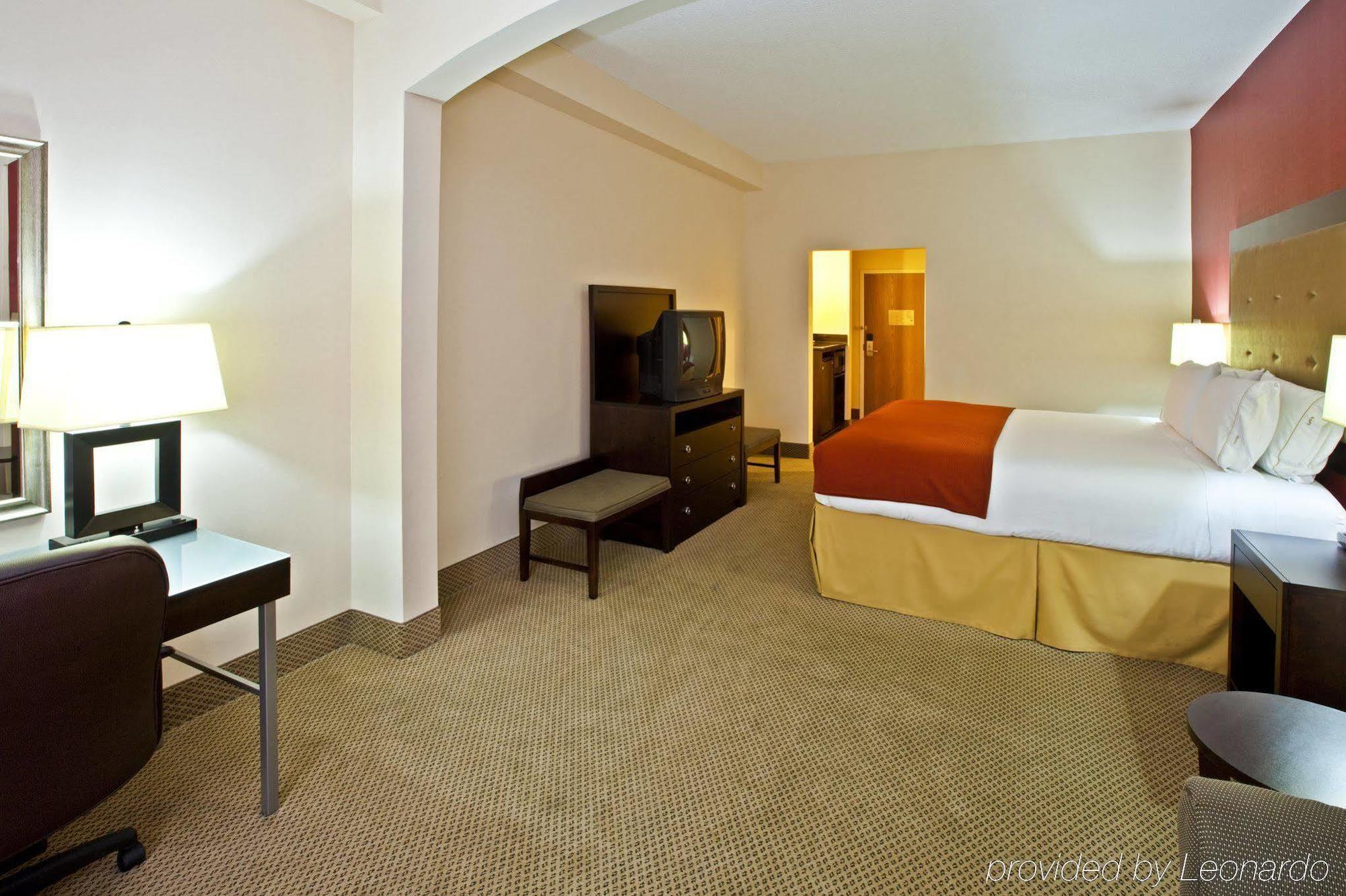 Holiday Inn Express Hotel & Suites Louisville East By Ihg מראה חיצוני תמונה